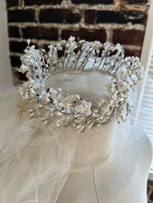 Closeup of 1930's Beaded Crown Veil on a manakin