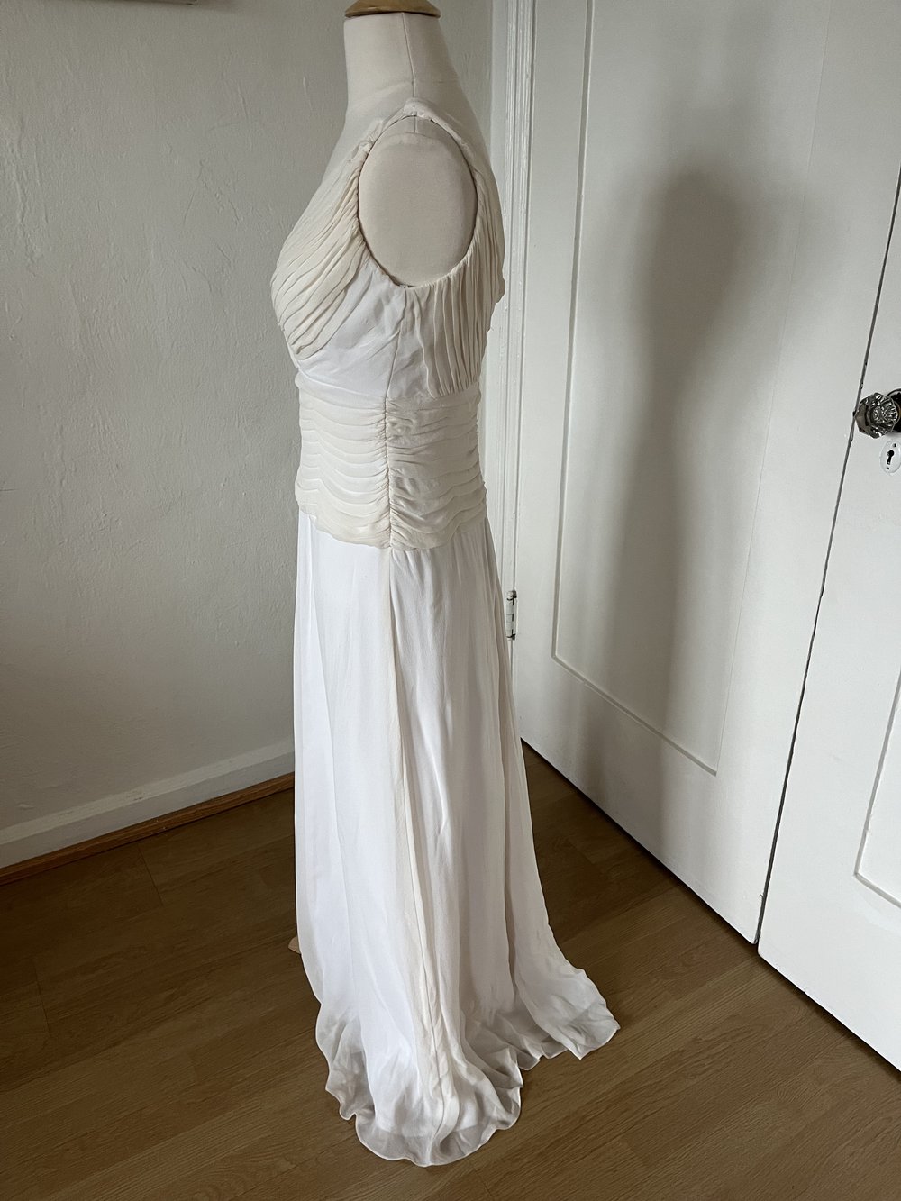 1990's Tadashi Bridal Chiffon Dress on mannequin side angle